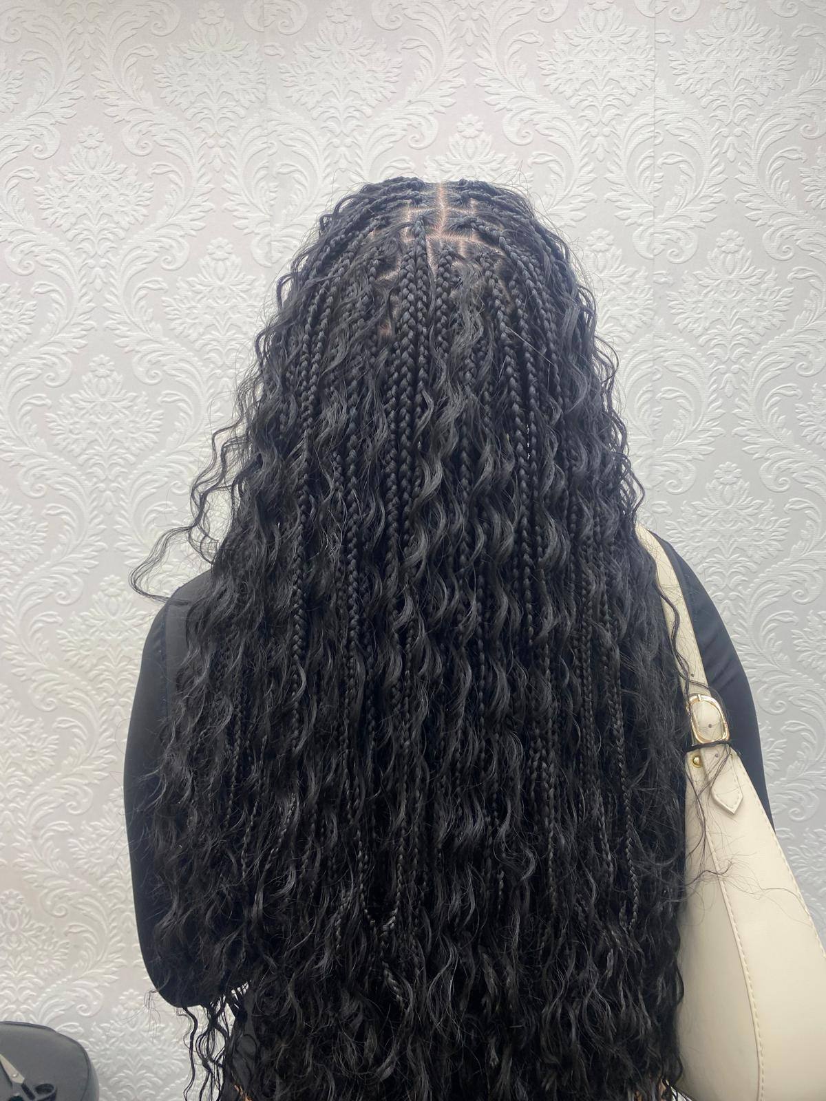 Long boho knotless braids, back view